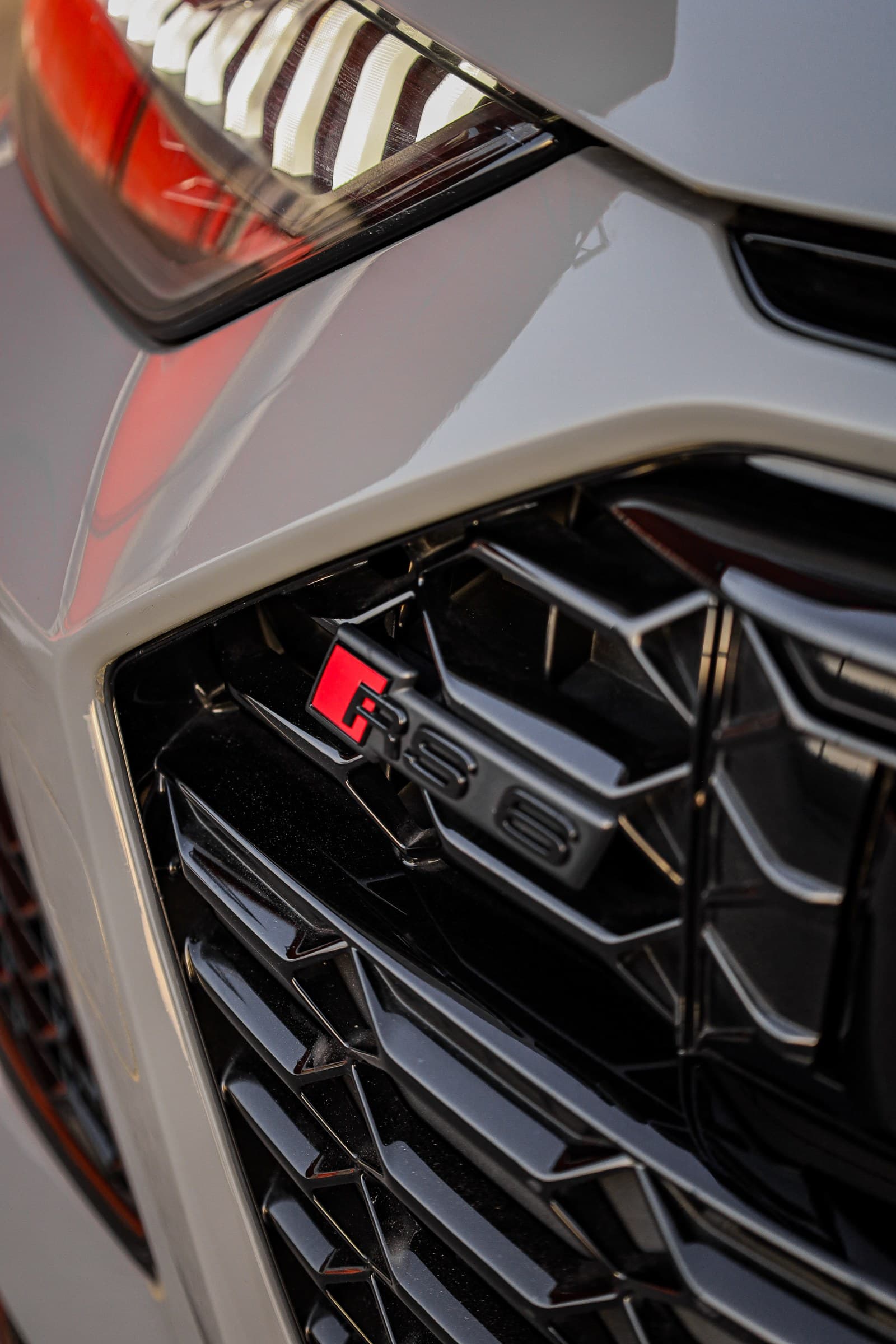 Audi RS6 — photo 4