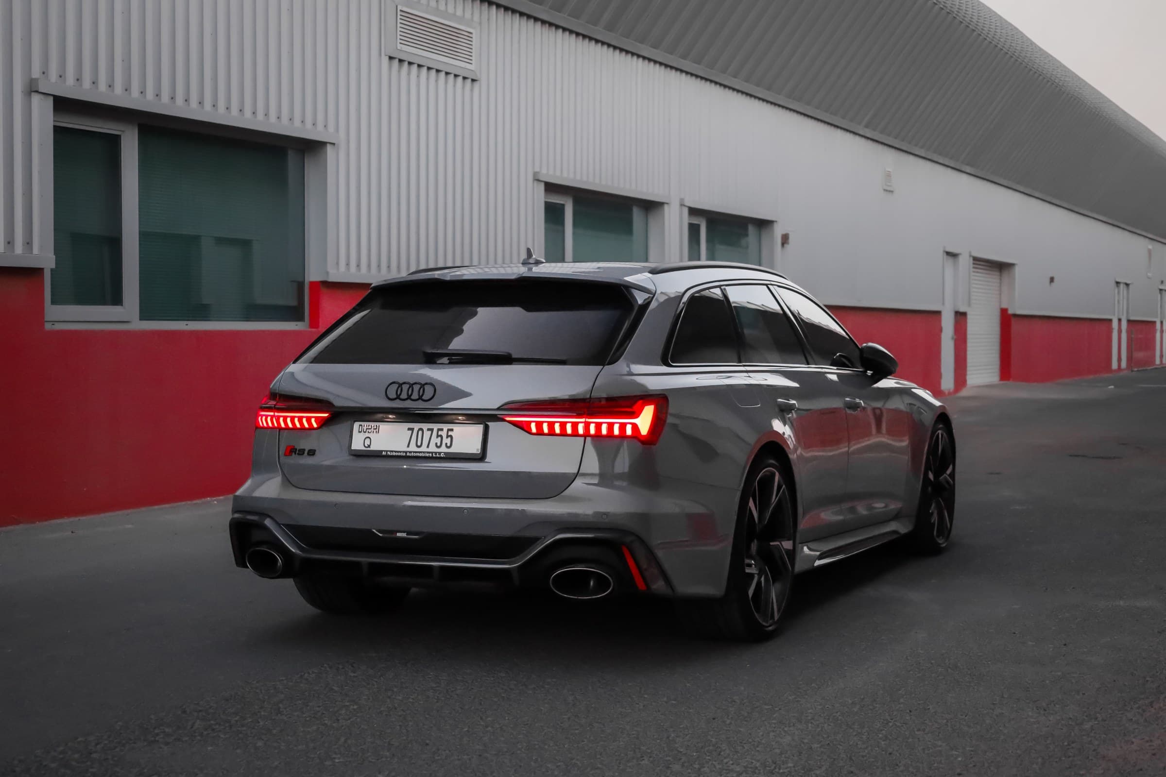 Audi RS6 — photo 1