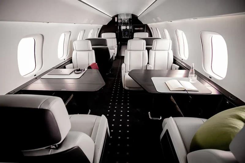 Bombardier — photo 1
