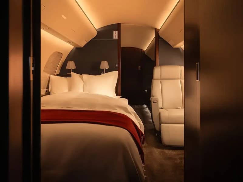 Bombardier — photo 3